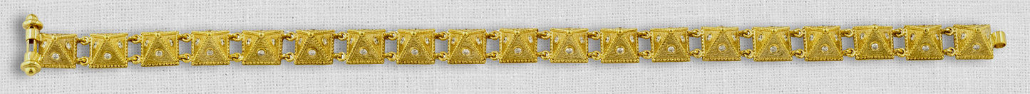 Queen Collection Bracelet